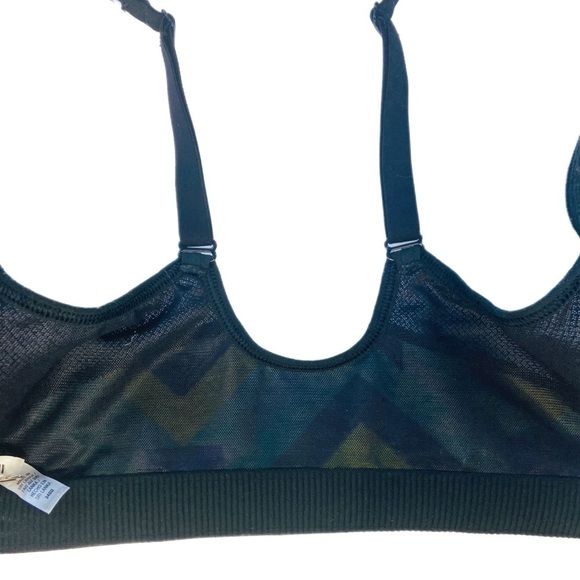 🖤 VICTORIA’S SECRET || VSX Sport Front-Zip Graphic Print Sports Bra- - Picture 6 of 8